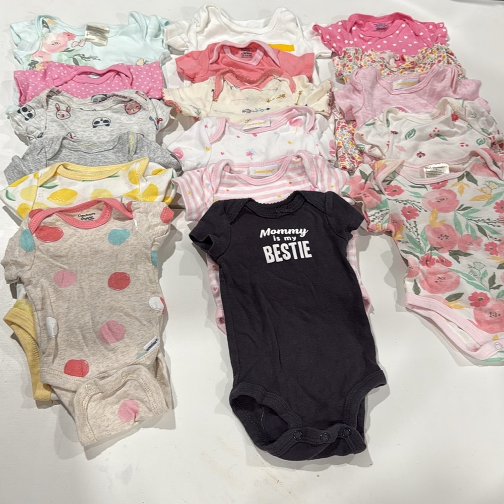 16 Assorted Kids One Pieces Set newborn - Picture 2 of 2